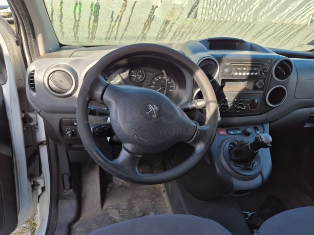 Peugeot Partner · Ano 2013