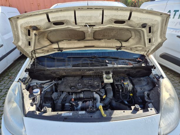 Peugeot Partner · Ano 2013