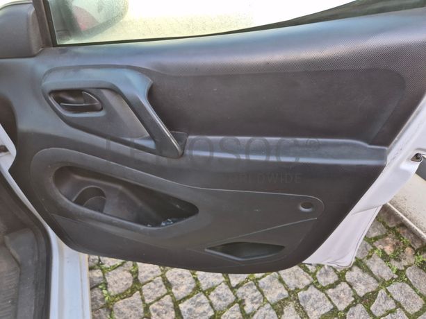 Peugeot Partner · Ano 2013