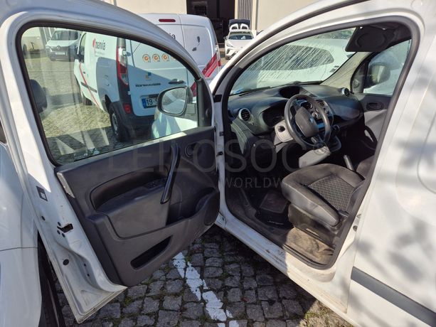 Renault Kangoo · Ano 2015