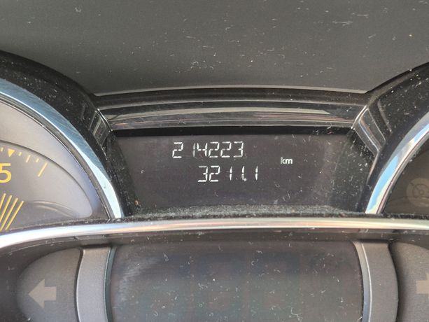 Renault Clio · Ano 2015