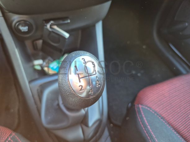 Renault Clio · Ano 2015