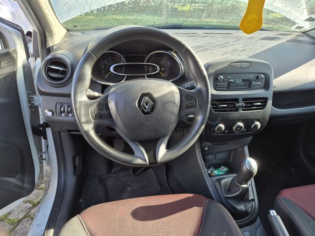 Renault Clio · Ano 2015