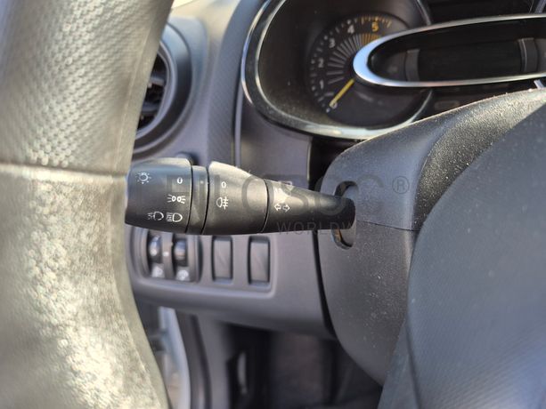 Renault Clio · Ano 2015