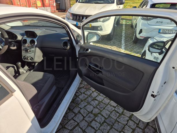 Opel Corsa · Ano 2015