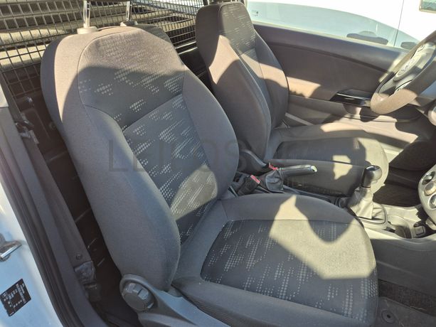 Opel Corsa · Ano 2015