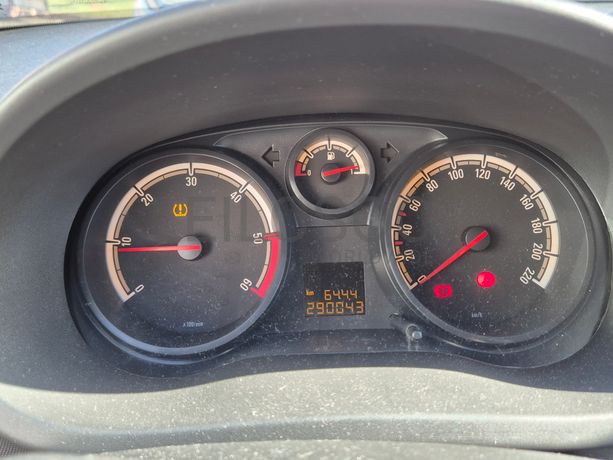 Opel Corsa · Ano 2015