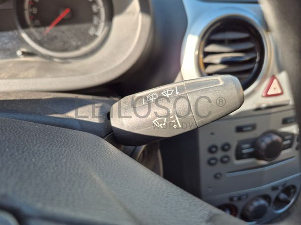 Opel Corsa · Ano 2014