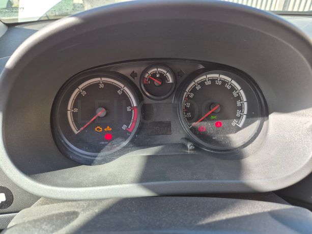 Opel Corsa · Ano 2014