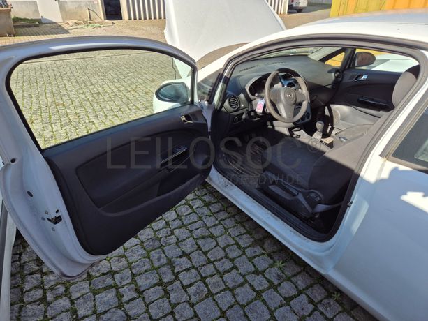 Opel Corsa · Ano 2014