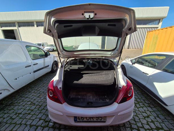 Opel Corsa · Ano 2014