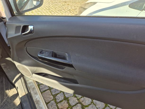 Opel Corsa · Ano 2014