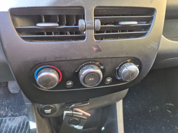 Renault Clio · Ano 2016