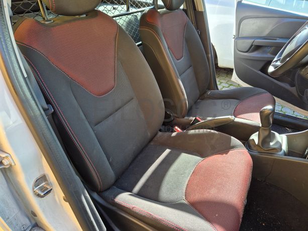 Renault Clio · Ano 2016