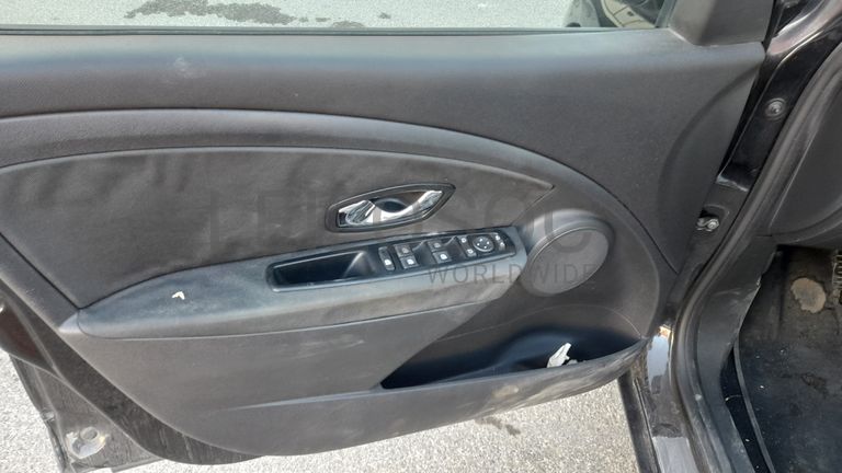 Megane Sport Tourer 1.5 DCi · Ano 2015