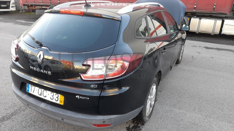 Megane Sport Tourer 1.5 DCi · Ano 2015