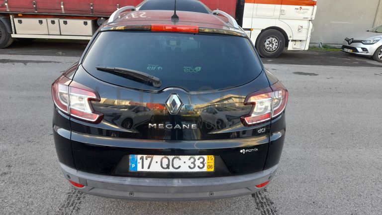 Megane Sport Tourer 1.5 DCi · Ano 2015