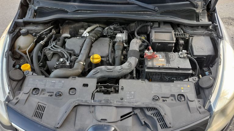 Renault Clio Dynamique S 1.5 DCi · Ano 2015