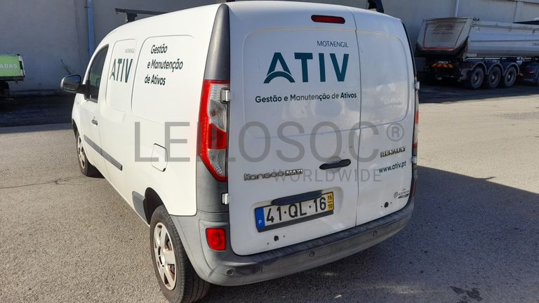 Renault Kangoo Maxi Business 1.5 DCi · Ano 2015