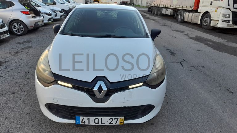 Renault Clio Societé Van 1.5 DCi · Ano 2015