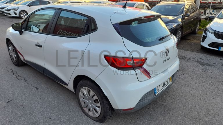 Renault Clio Societé Van 1.5 DCi · Ano 2015