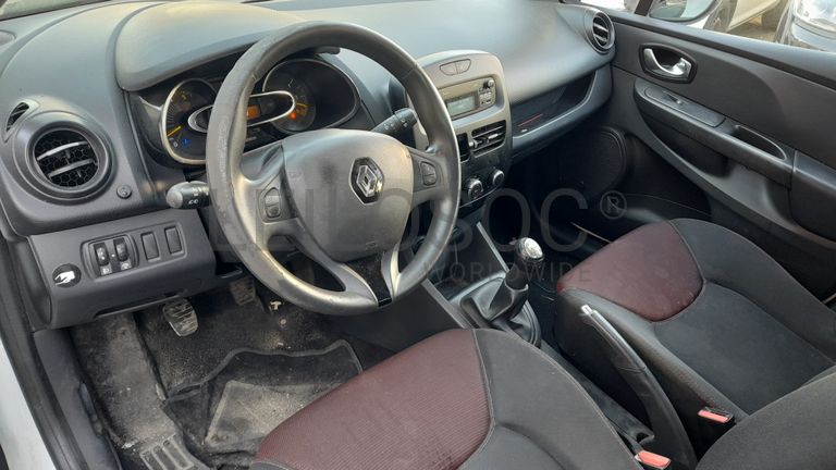 Renault Clio Societé Van 1.5 DCi · Ano 2015