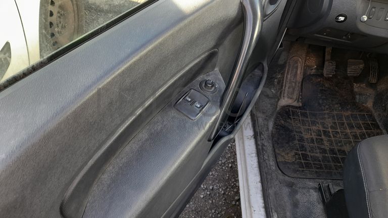 Renault Kangoo Maxi Business 1.5 DCi · Ano 2015