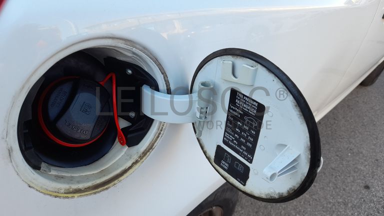 Opel Corsa Van 1.3 CDTi · Ano 2014