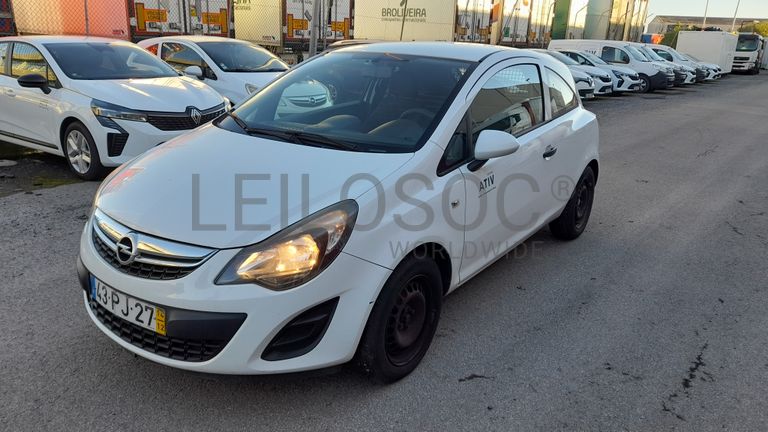 Opel Corsa Van 1.3 CDTi · Ano 2014
