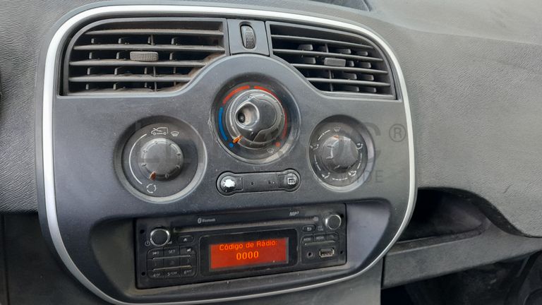 Renault Kangoo Maxi Business 1.5 DCi · Ano 2016