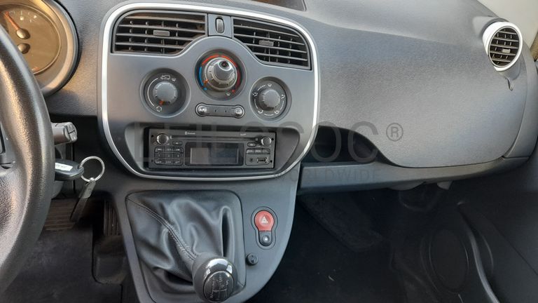 Renault Kangoo Maxi Business 1.5 DCi · Ano 2016