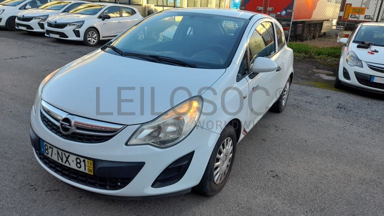 Opel Corsa Van 1.3 CDTi · Ano 2013