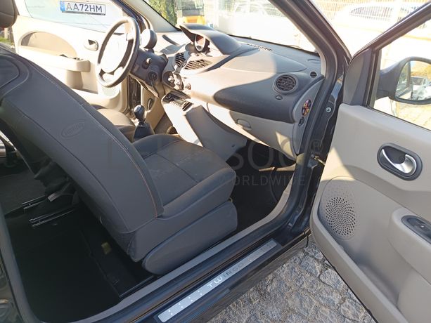 Renault Twingo · Ano 2008