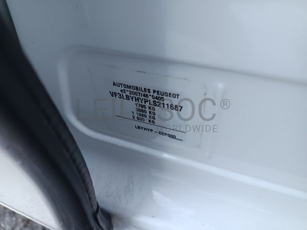 Peugeot 308 1.5 BlueHdi · Ano 2020