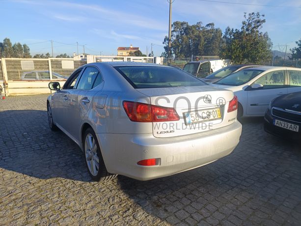 Lexus IS 220D · Ano 2006
