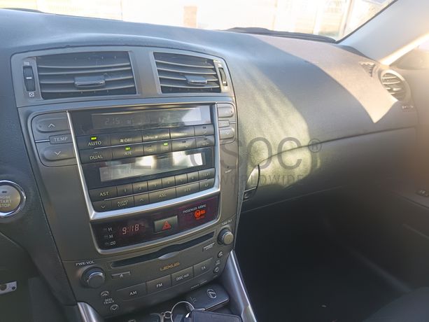 Lexus IS 220D · Ano 2006