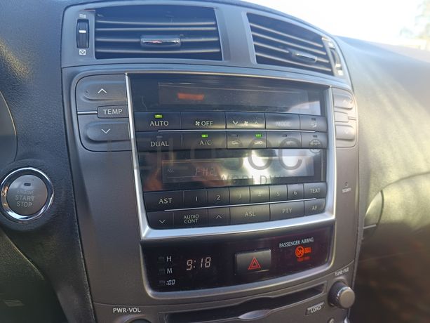 Lexus IS 220D · Ano 2006