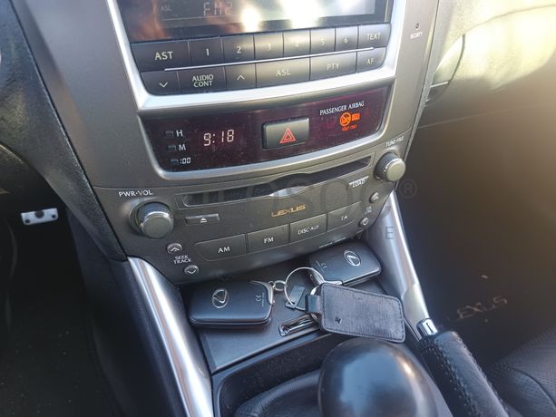 Lexus IS 220D · Ano 2006