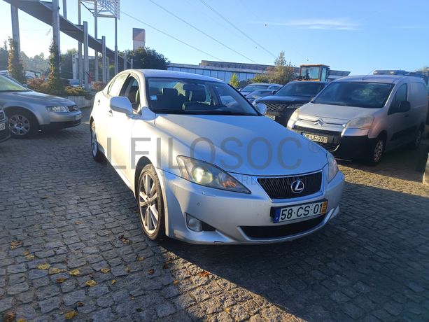 Lexus IS 220D · Ano 2006