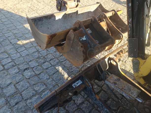 Mini Giratória Yanmar VIO 17 · Ano 2019