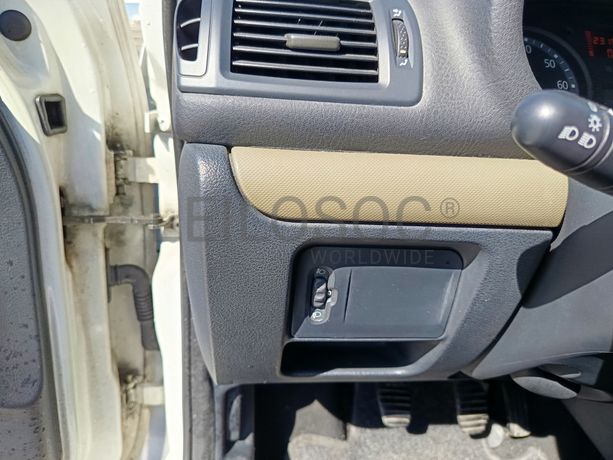 Renault Clio · Ano 2005