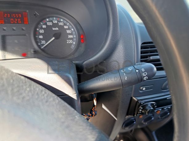 Renault Clio · Ano 2005