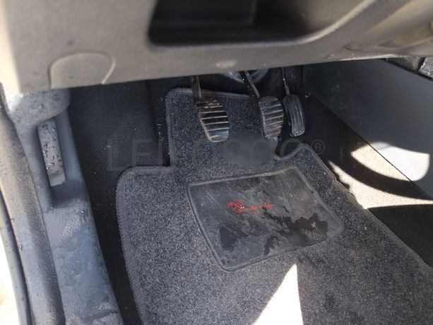 Renault Clio · Ano 2005