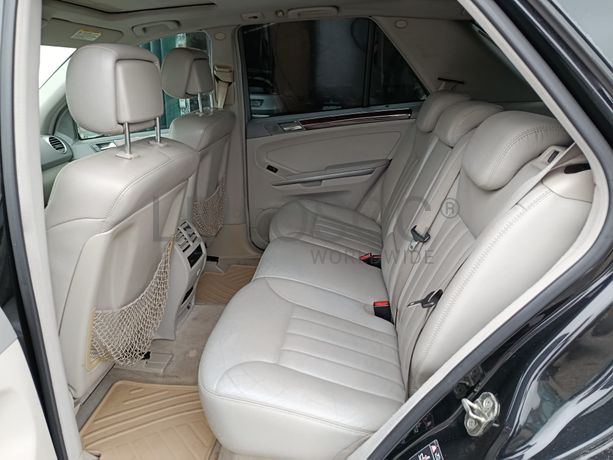 Mercedes-Benz ML 320 · Ano 2006