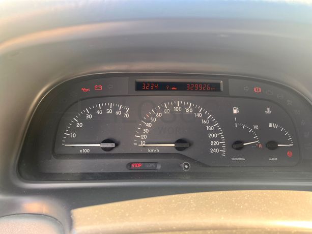 Renault Laguna · Ano 1999