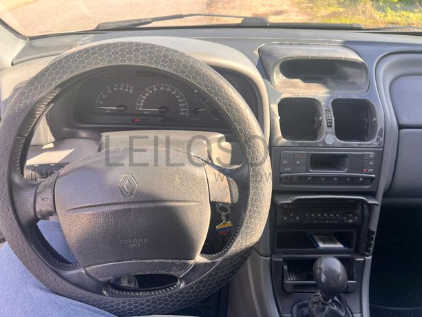 Renault Laguna · Ano 1999