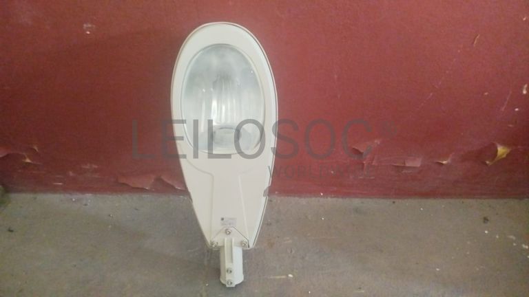 Diverso Equipamento de Iluminação