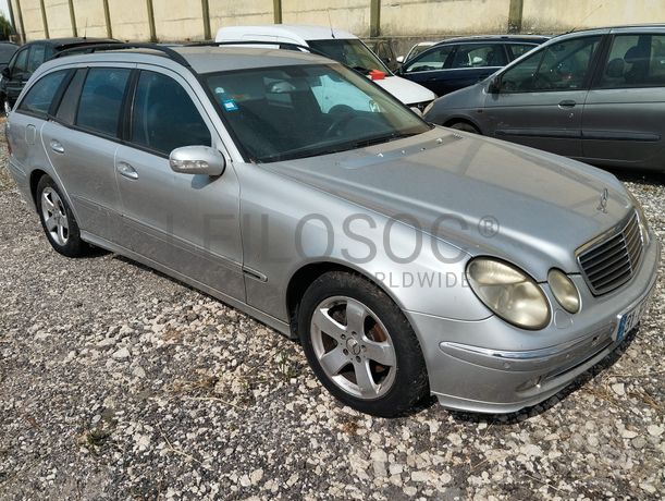 Mercedes-Benz E 270 CDI · Ano 2003