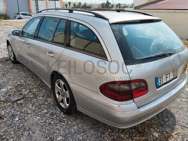 Mercedes-Benz E 270 CDI · Ano 2003