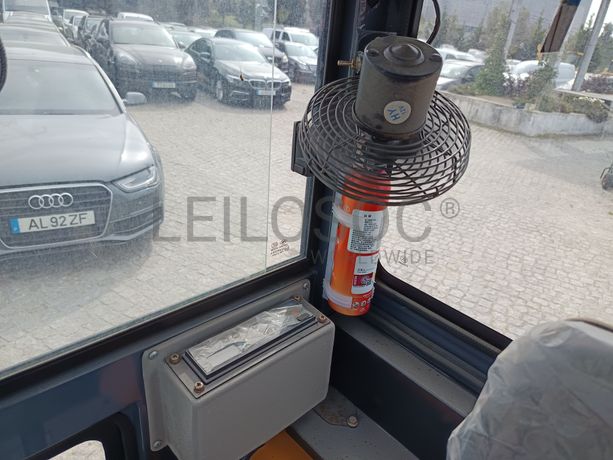 Mini Giratória Infront YFE20 · Ano 2023